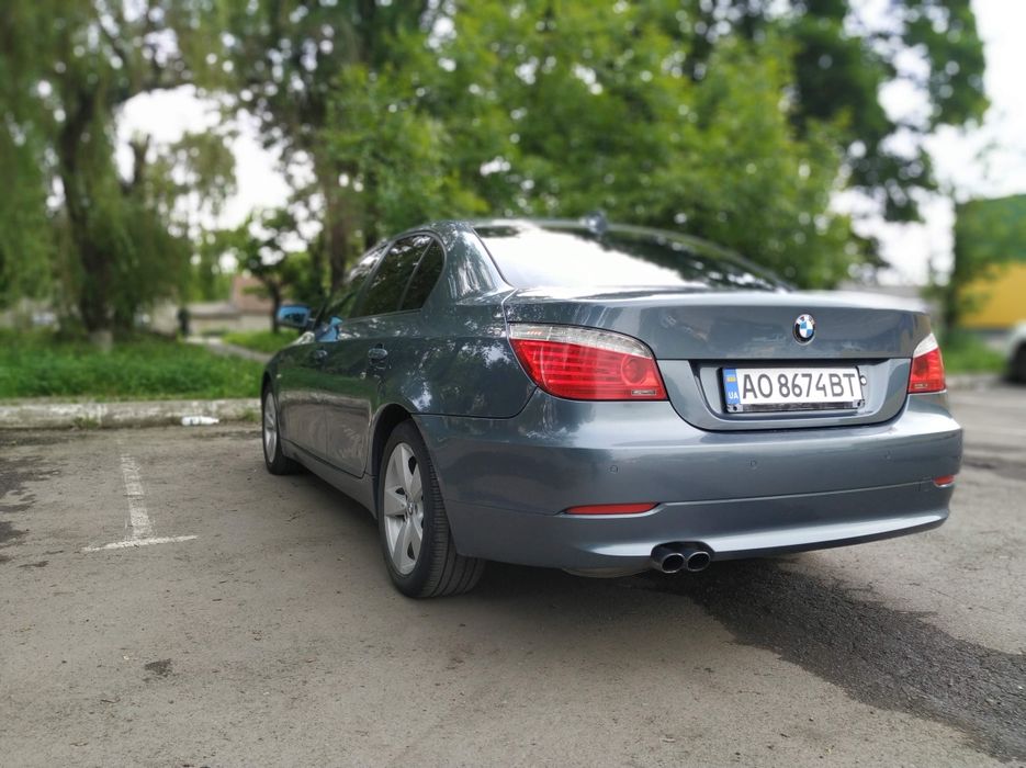 Продам автомобіль Бмв е 60