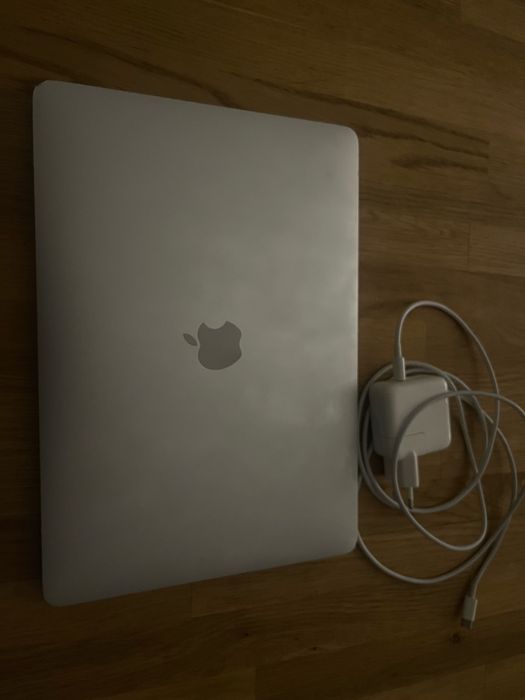 Macbook Pro Apple 13,3’ M1 2020 Touch Bar