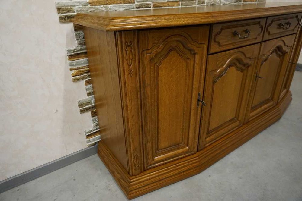 www.HD-MEBELpl --  Komoda Dębowa 4 Drzwiowa szer. 179 cm   (P-1302)