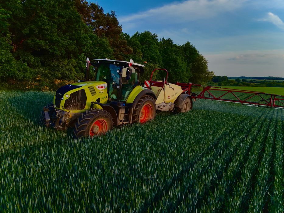 Usługi rolnicze, siew pasowy, strip-till, talerzowanie, uprawa