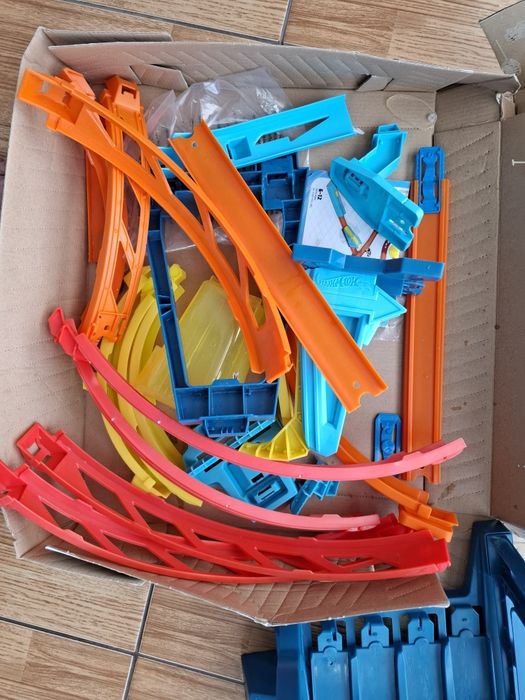 Hot wheels без трамплин машинки
