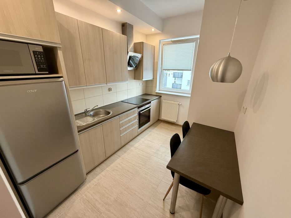 Wynajmę mieszkanie 44m2, 2 pokoje, balkon, ul. Błażeja Naramowice