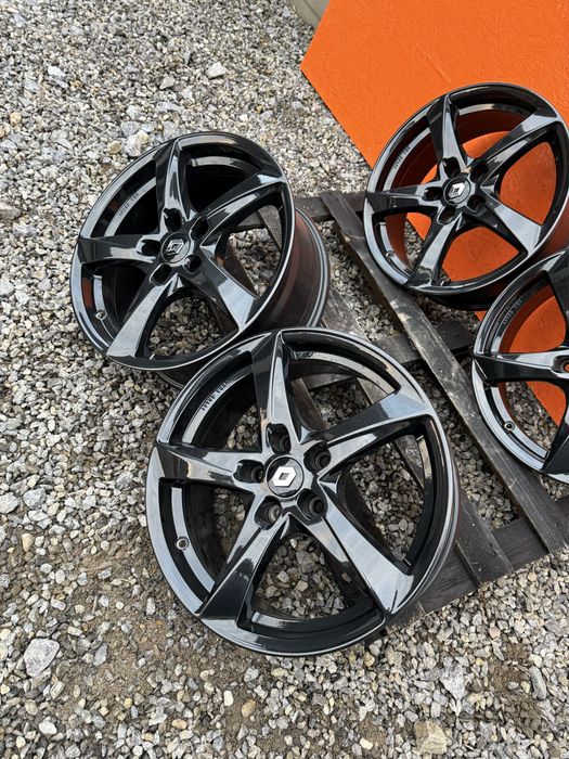 Диски R17 5.114,3 ET42 цо 66.1 рено меган 3 4 сценік ниссан  тойота