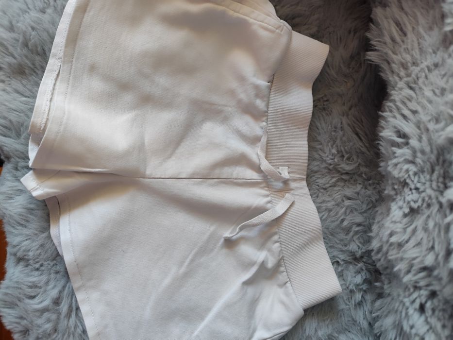 Krótkie spodenki bawełniane