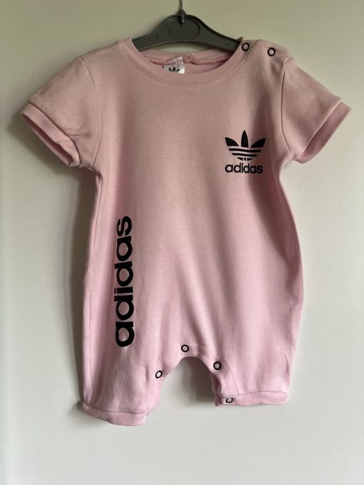 Pajacyk dziewczecy z krótki rekaw r 74/80