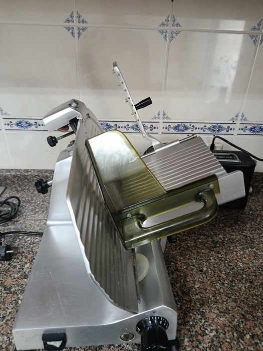 Sliced Ham Cutting Machine471090388879943681