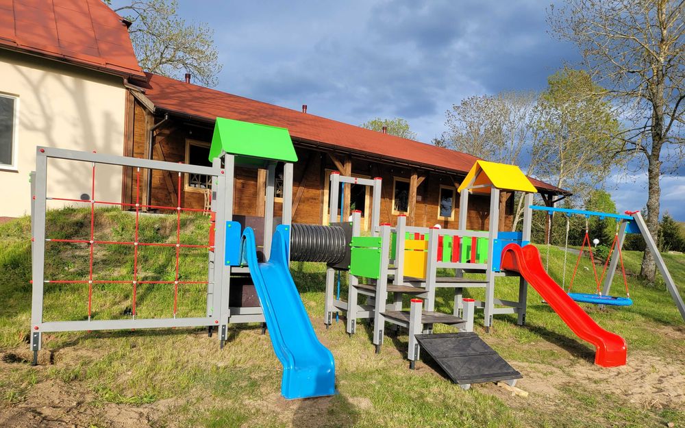 Plac zabaw Zestaw zabawowy na publiczny plac zabaw "Staś"