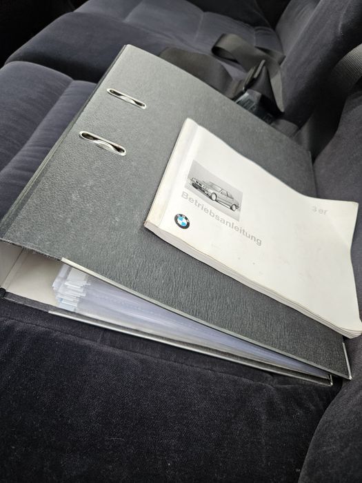 BMW 320i e36 1994 Sedan M52B20 150KM hellrot