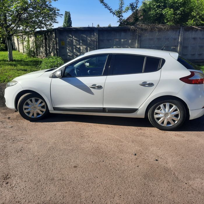 Продам Меган 3 2011