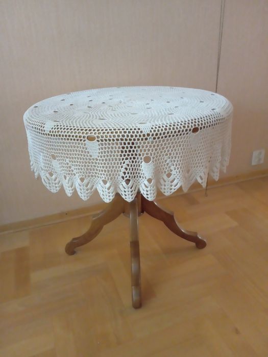 Stolik okolicznościowy kawowy.