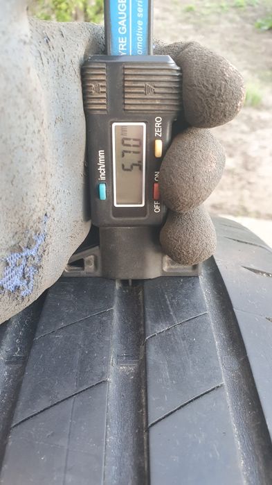 Комплект коліс Bridgestone 225/65/17 ЛІТО 2020 року Протектор 5 мм.