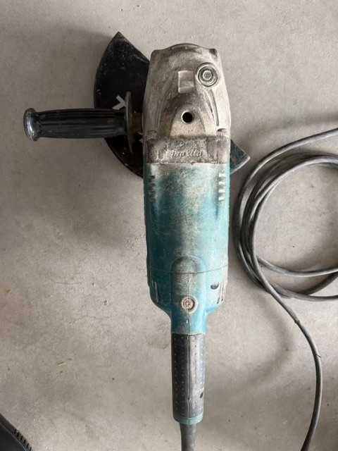 Duża Szlifierka kątowa Makita model GA9020R 230 mm sprawna polecam
