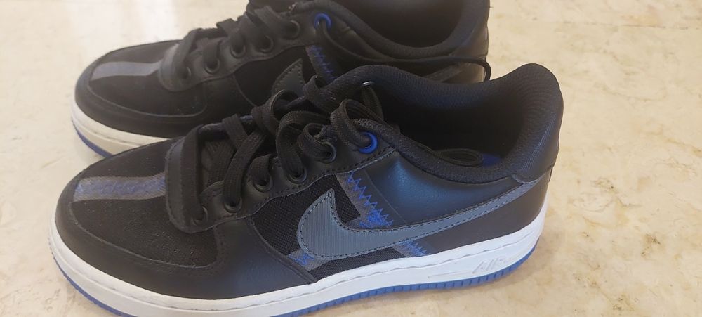 Nike Air tamanho 35,5