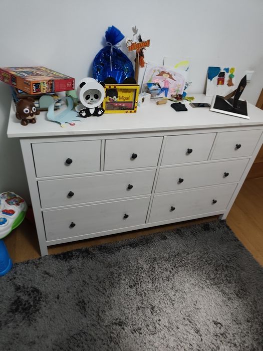 Móvel quarto branco