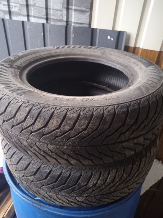 Шини р 13 в хорошому стані 175-70