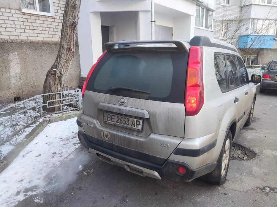 Nissan x-treil 2.0 дизель автомат