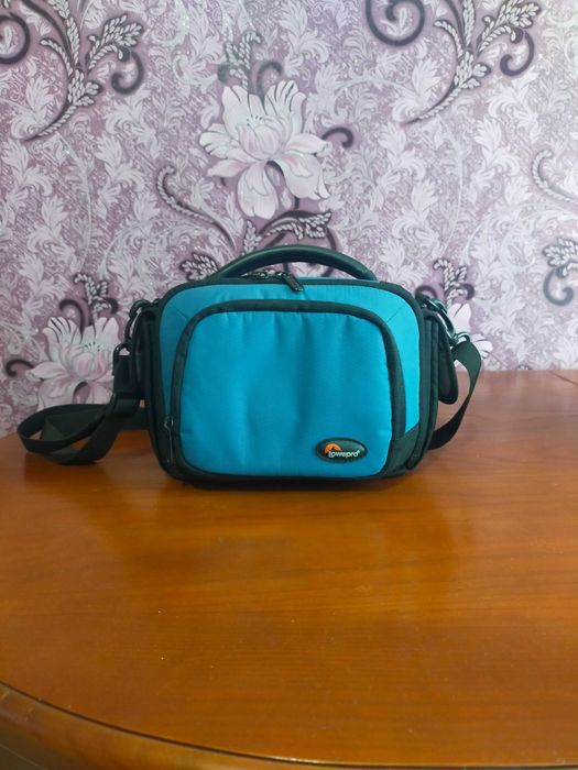 Сумка для фото/відеокамери LOWEPRO Clips 110 Blue