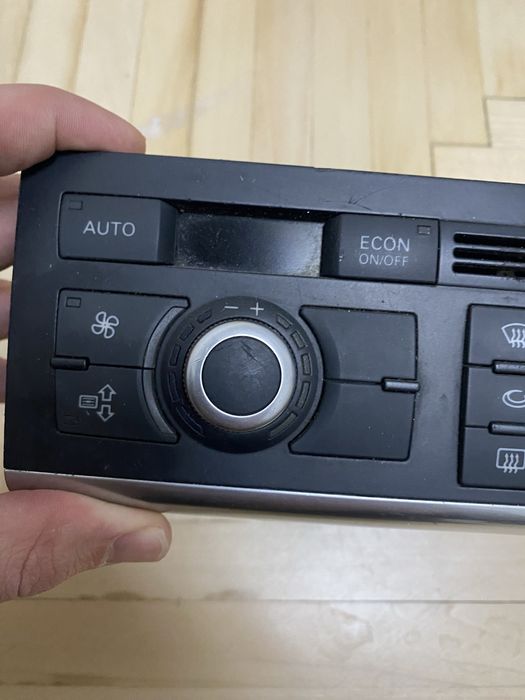 Блок керування пічкою клімат-контролем Audi A6 C6, 4F2 820 043 A