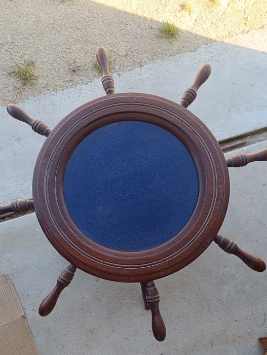 Mesa jogo antiga