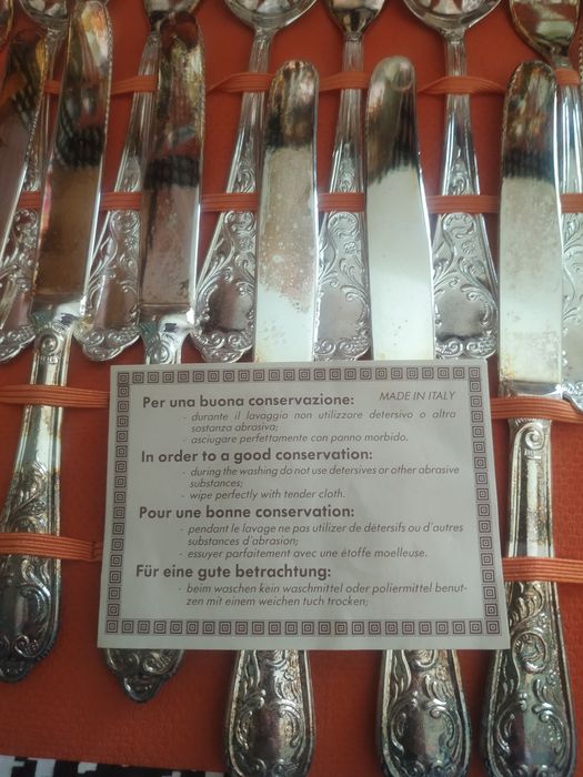 Набор столовых приборов на 12 персон (посеребрение)