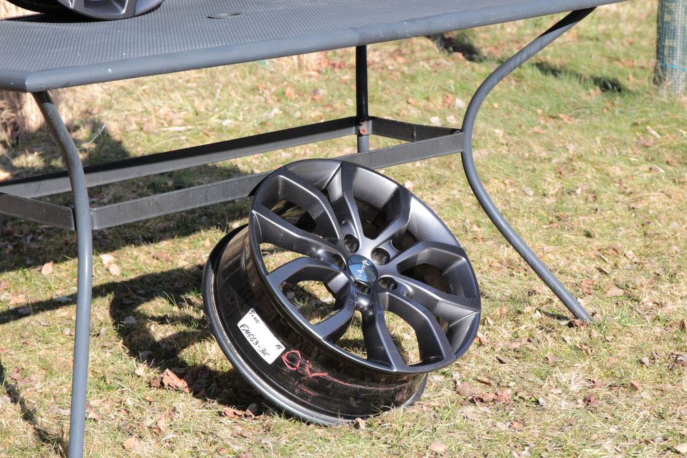 Felgi aluminiowe Jeep 7x18" ET40 5x110mm OE