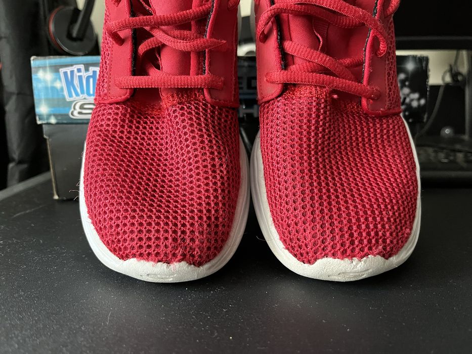 Кросівки skechers 36
