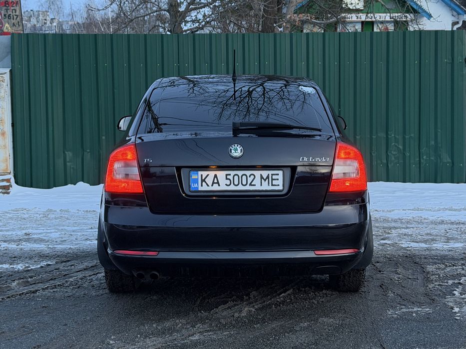 Продам Skoda Octavia 1.8