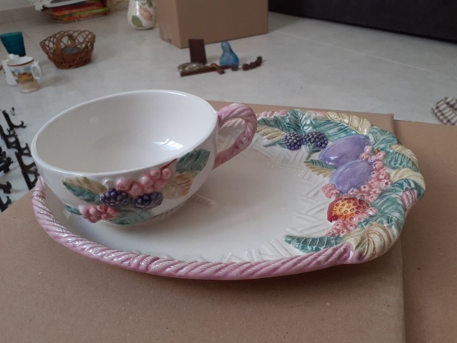 Loiças várias para desocupar