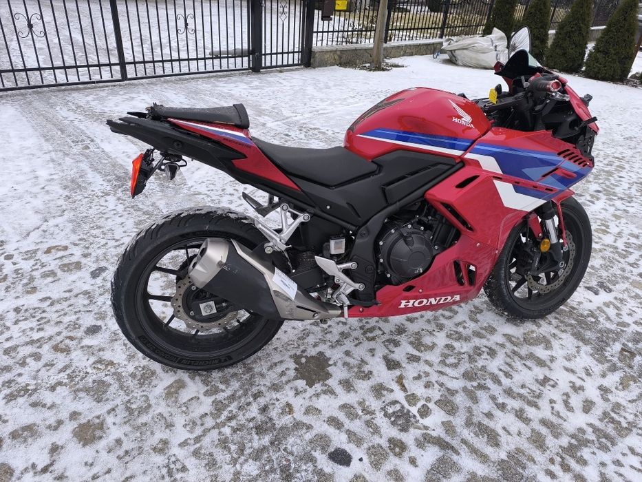 Honda CBR500 rok 2024. Niski przebieg tylko 4 tys