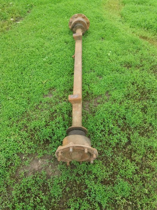 нова вісь до прицепа та іншоі техніки.