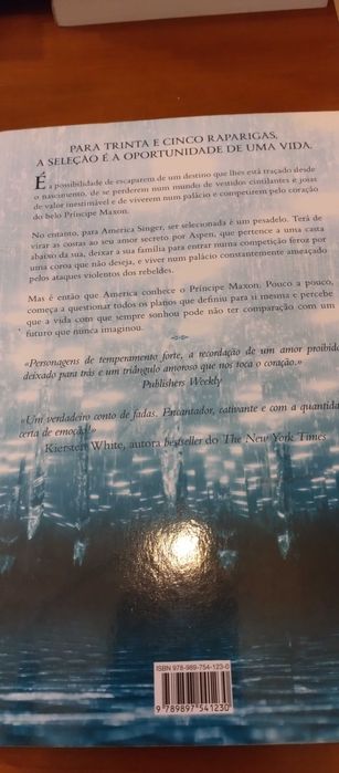 A Seleção, um livro de Kiera Cass