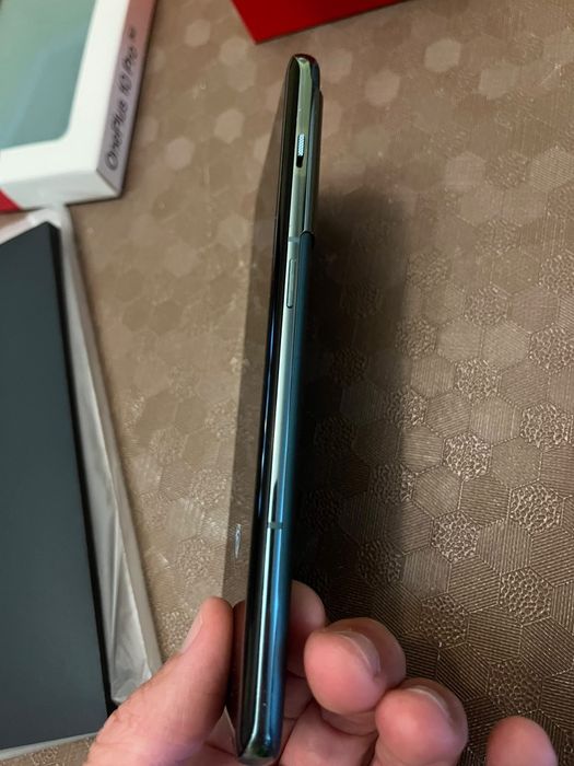 OnePlus 10 pro 5GB