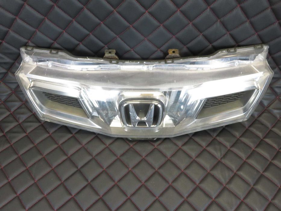 HONDA CIVIC VIII UFO LIFT 07-12  Atrapa Grill 71120-SMG-E613-M1