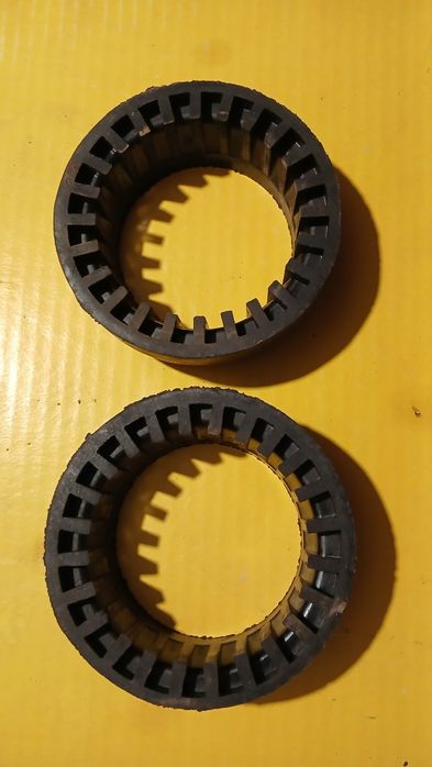 Вставки під пружини ВАЗ (демпфери, проставки) — нові, комплект 2 шт