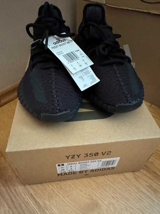 Buty Adidas Yeezy boost Yeezy 350 v2 onyx 38