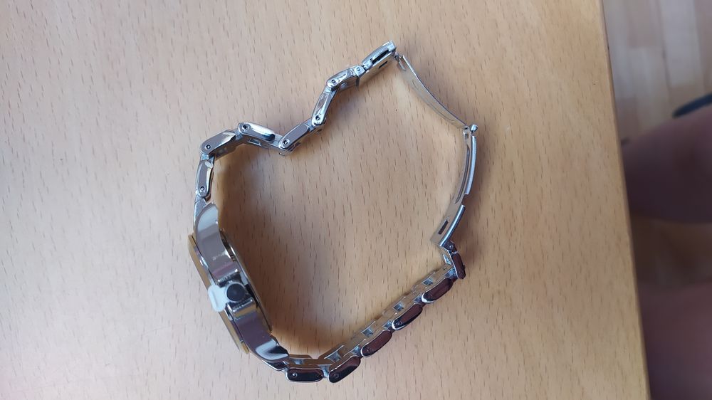 Zegarek z diamencikami SWAROVSKI