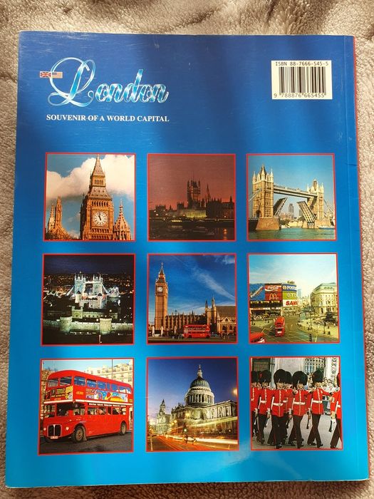 London 161 colour illustrations map of central London