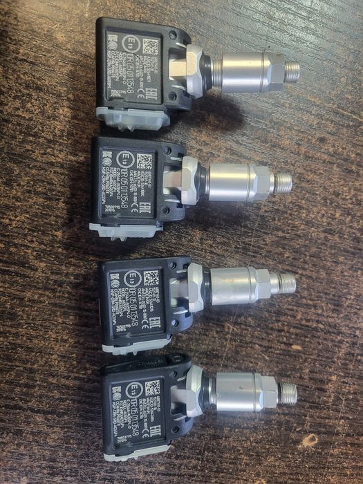 Продам датчики тиску в шинах BMW