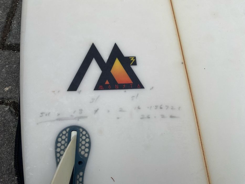 Surfboard JS industries Monsta 3 26,2L 5’10