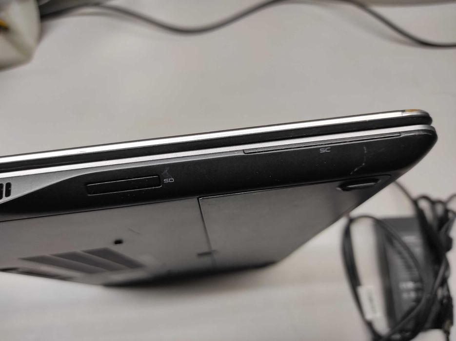 Dell Latitude E7440 Intel i5 4300U 12GB RAM SSD 240GB