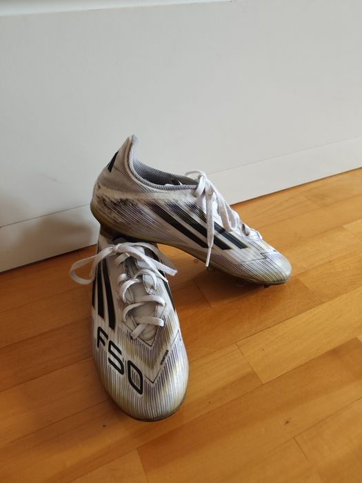 Chuteiras adidas/nike