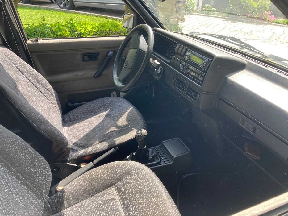 VW Golf 1.300 Gasolina 5 Velocidades (1988)