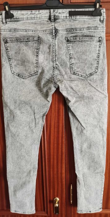 Calças Lefties em perfeito estado