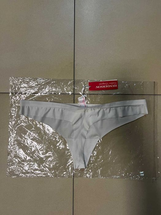 Białe stringi Henderson roz.XL