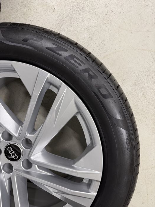 Oryginalne koła letnie alufelgi 20 Audi Q7 4M0 demo jak nowe