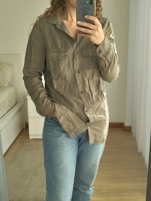 Camisa verde tropa H&M