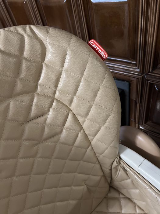 Стілець для годування