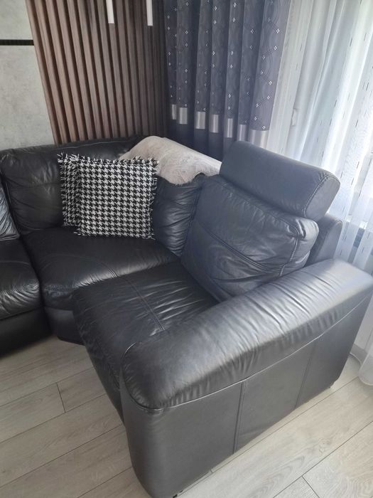 Sprzedam czarny skórzany narożnik