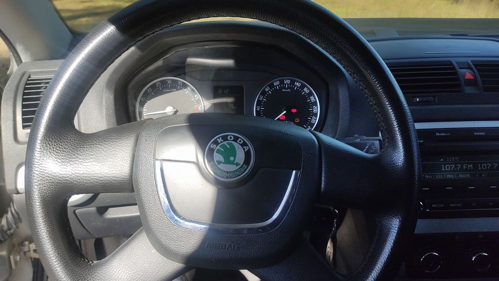 Продам недорого гарну Шкоду Октавію 2011 року. Дизель.