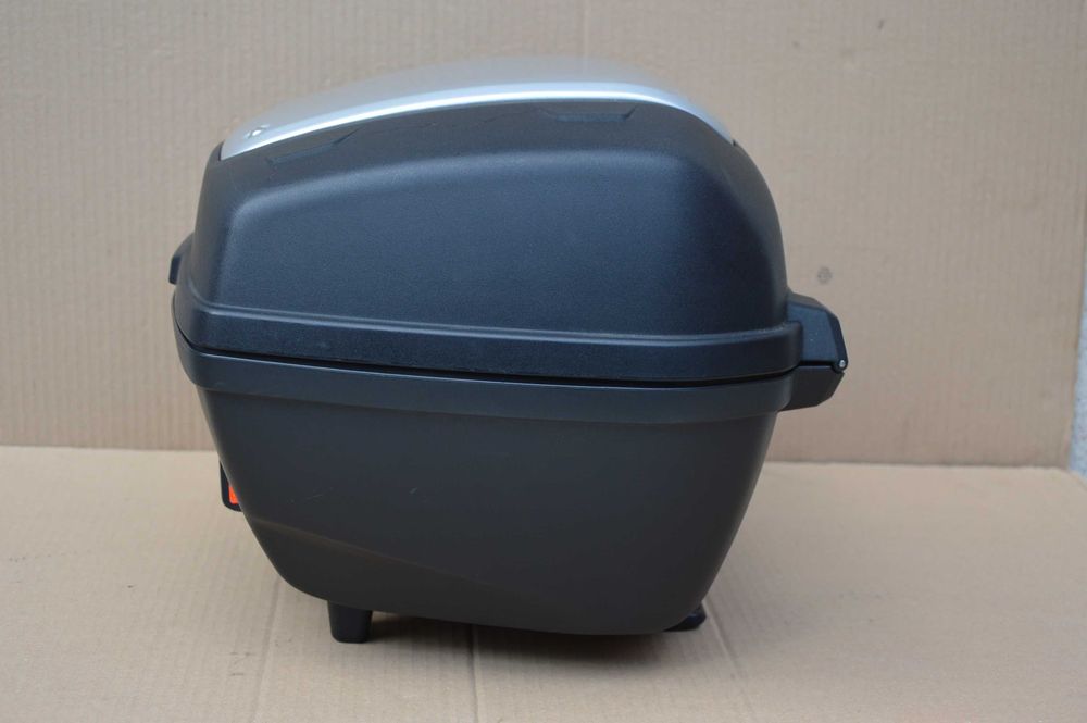 Suzuki DL 650/800/1000/1050 V-strom KUFER centralny OEM 35 l + PŁYTA